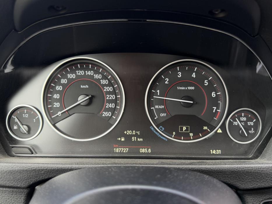 BMW 328 2015