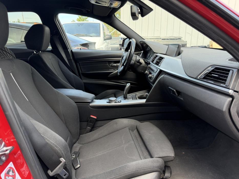 BMW 328 2015