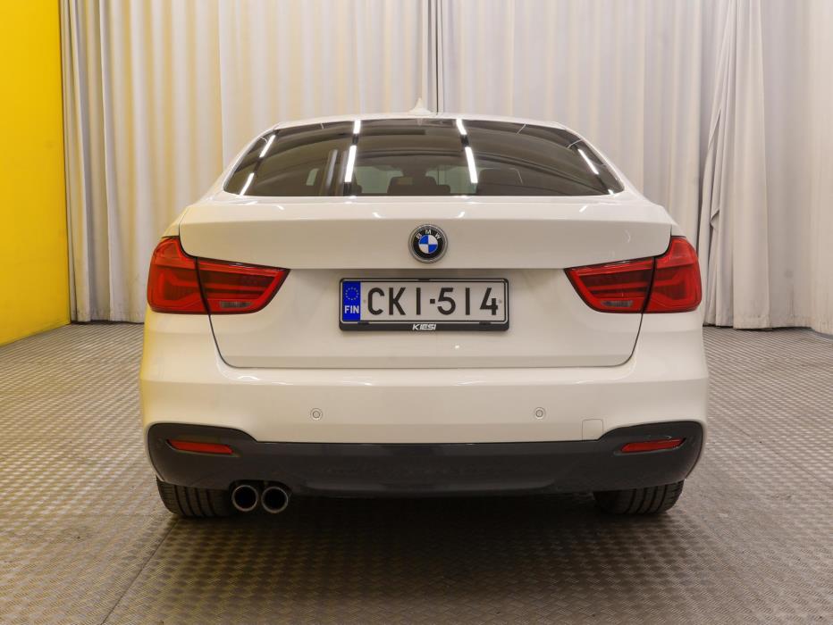 BMW 320 Gran Turismo 2016