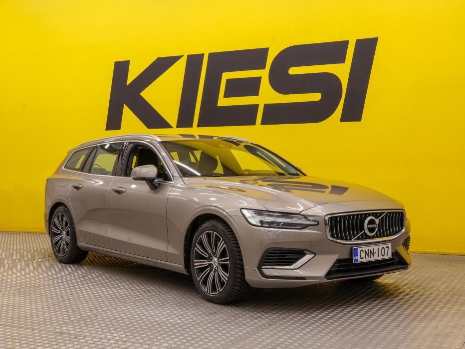 VOLVO V60 2020
