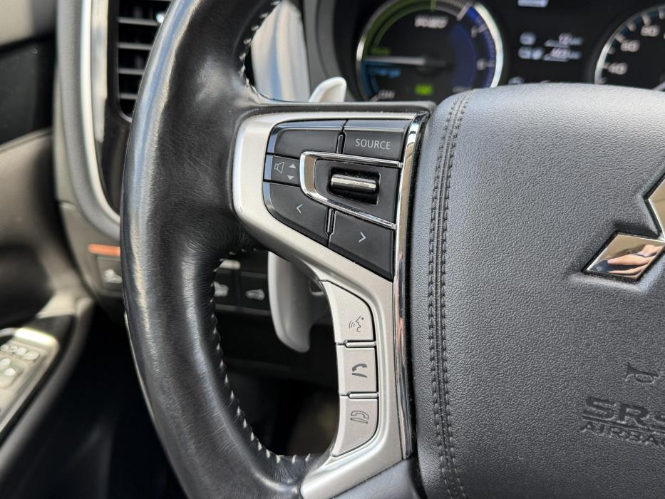 MITSUBISHI Outlander PHEV 2020