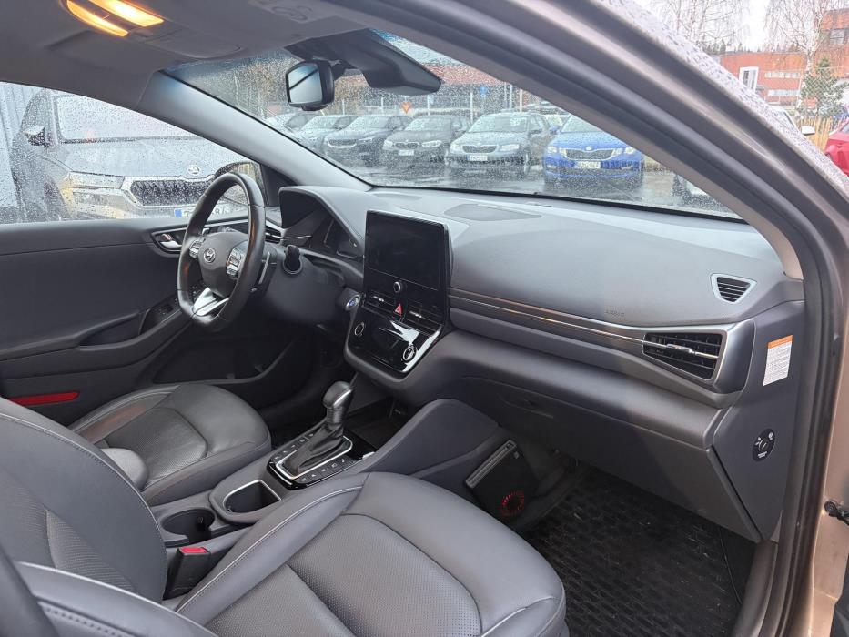 HYUNDAI Ioniq Plug-In 2021