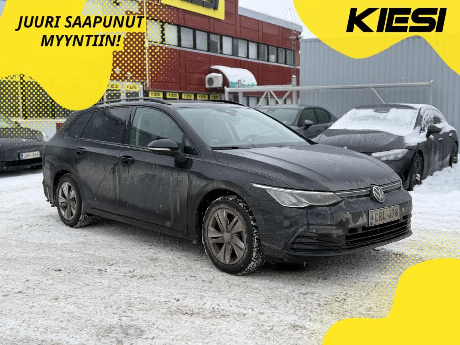 VOLKSWAGEN Golf 2023