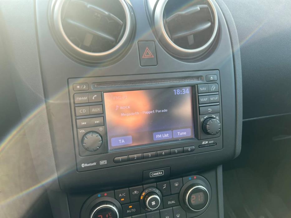NISSAN Qashqai 2013