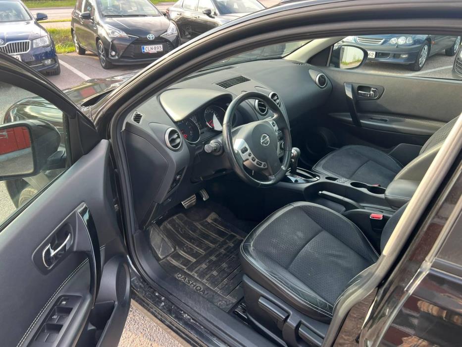 NISSAN Qashqai 2013