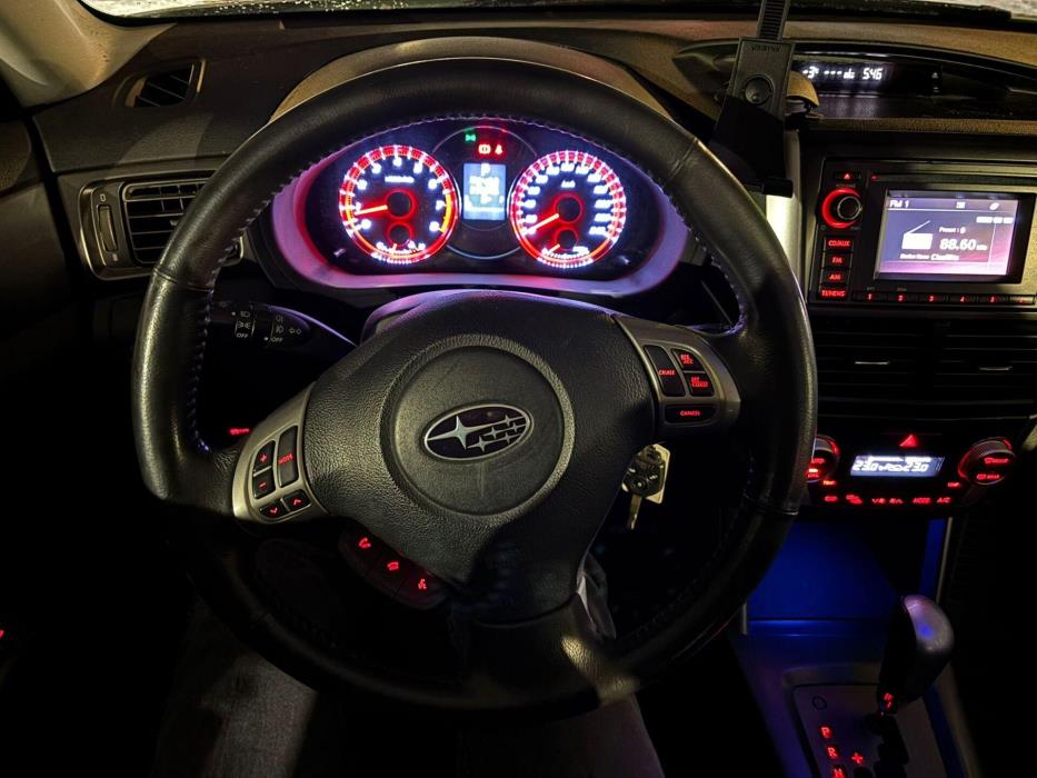 SUBARU Forester 2011