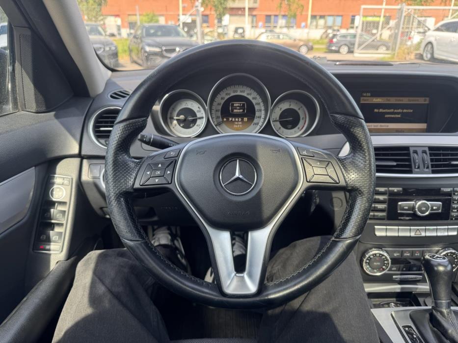 MERCEDES-BENZ C 2012