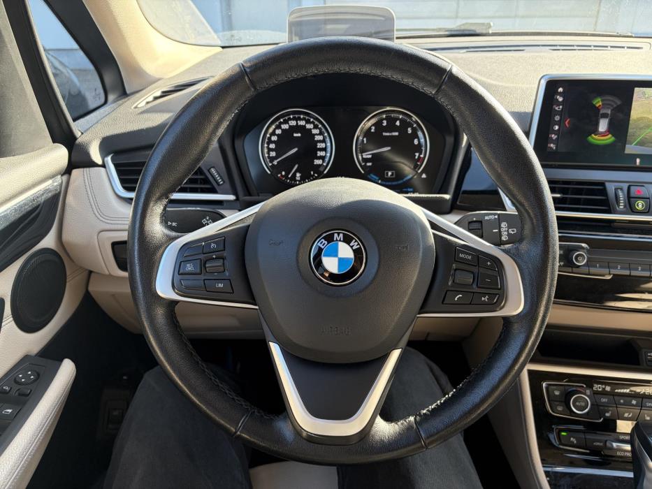 BMW 225 2019