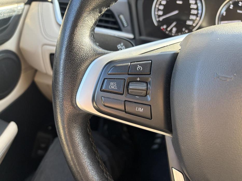BMW 225 2019