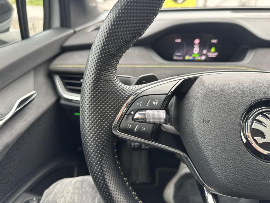 SKODA Enyaq 2023