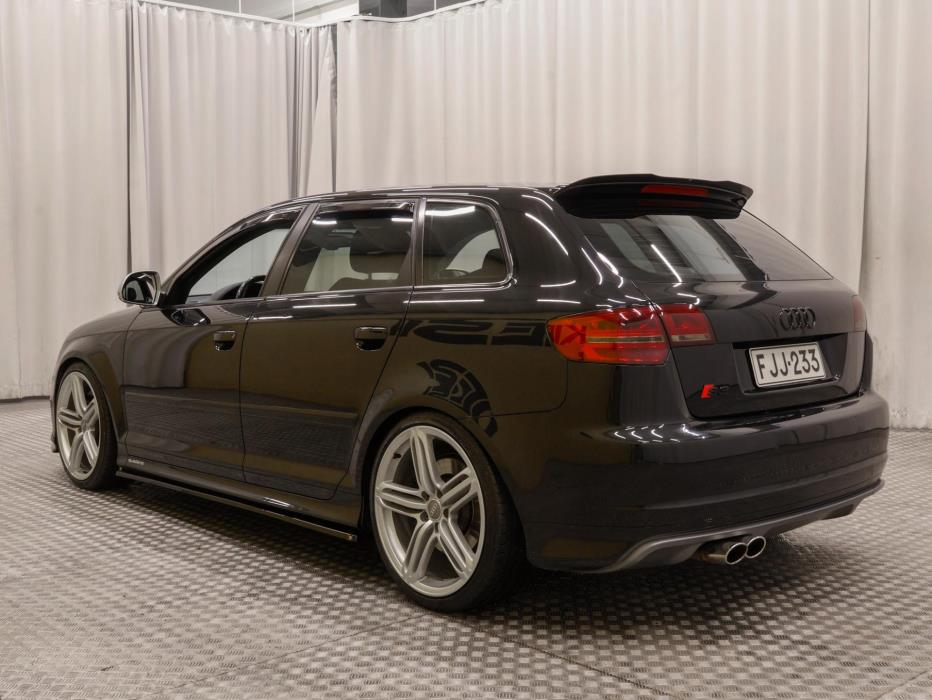 AUDI S3 2009