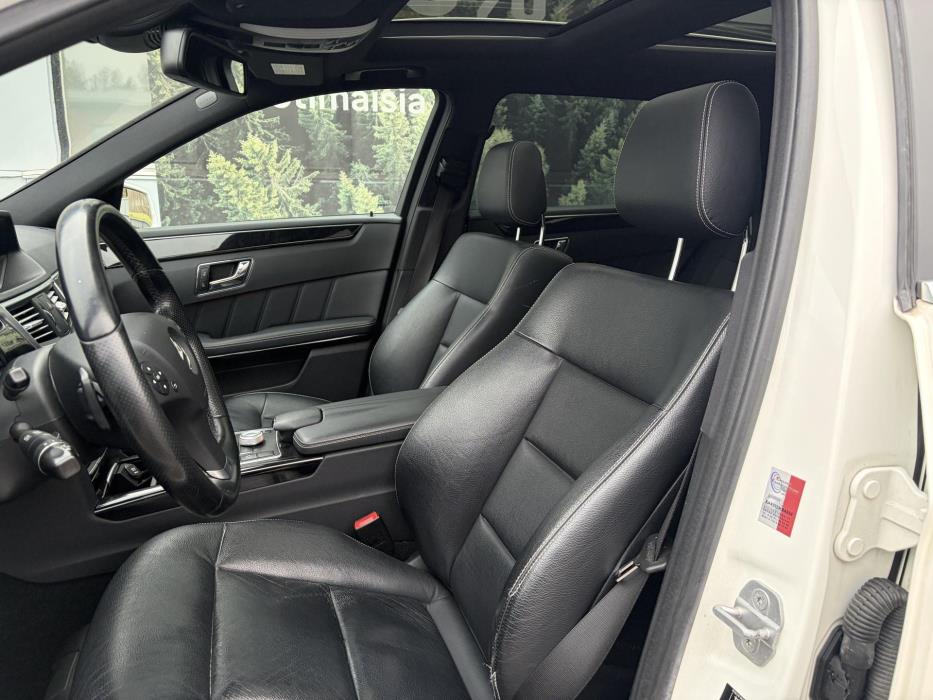 MERCEDES-BENZ E 2010