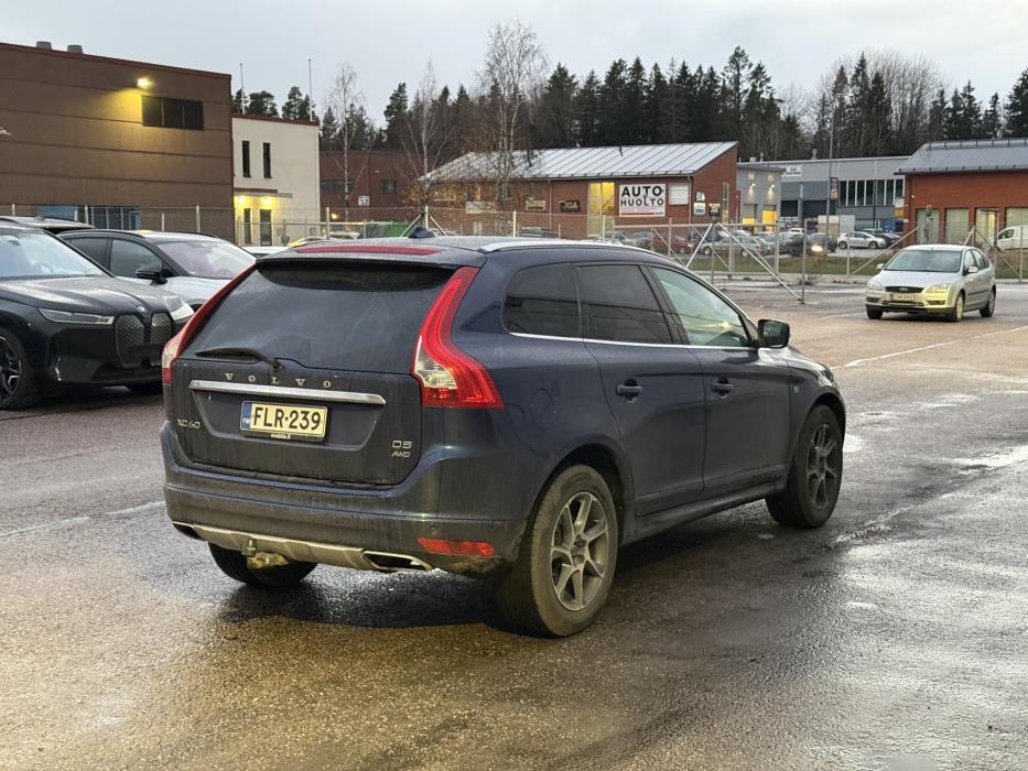VOLVO XC60 2015