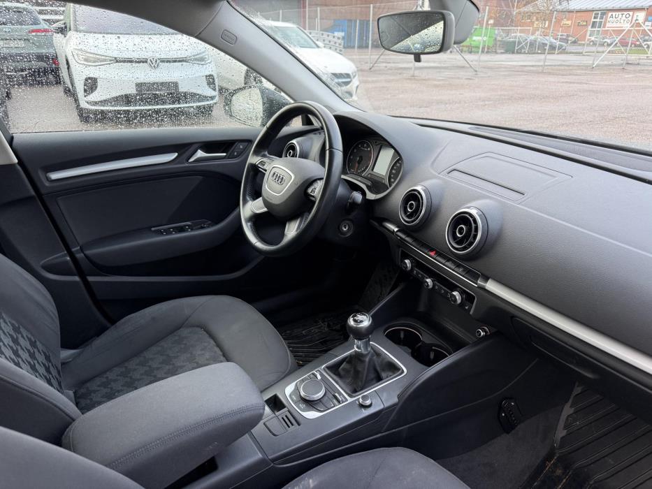 AUDI A3 2016