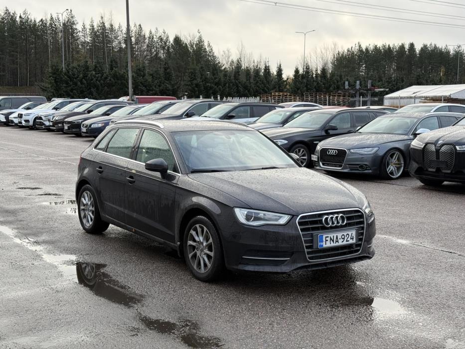 AUDI A3 2016