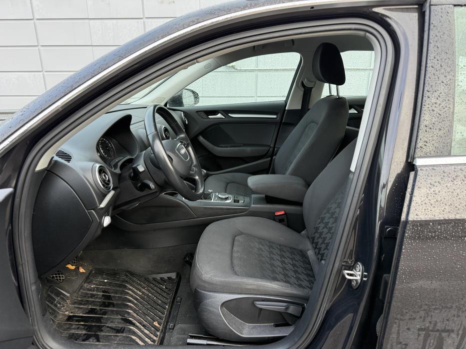 AUDI A3 2016