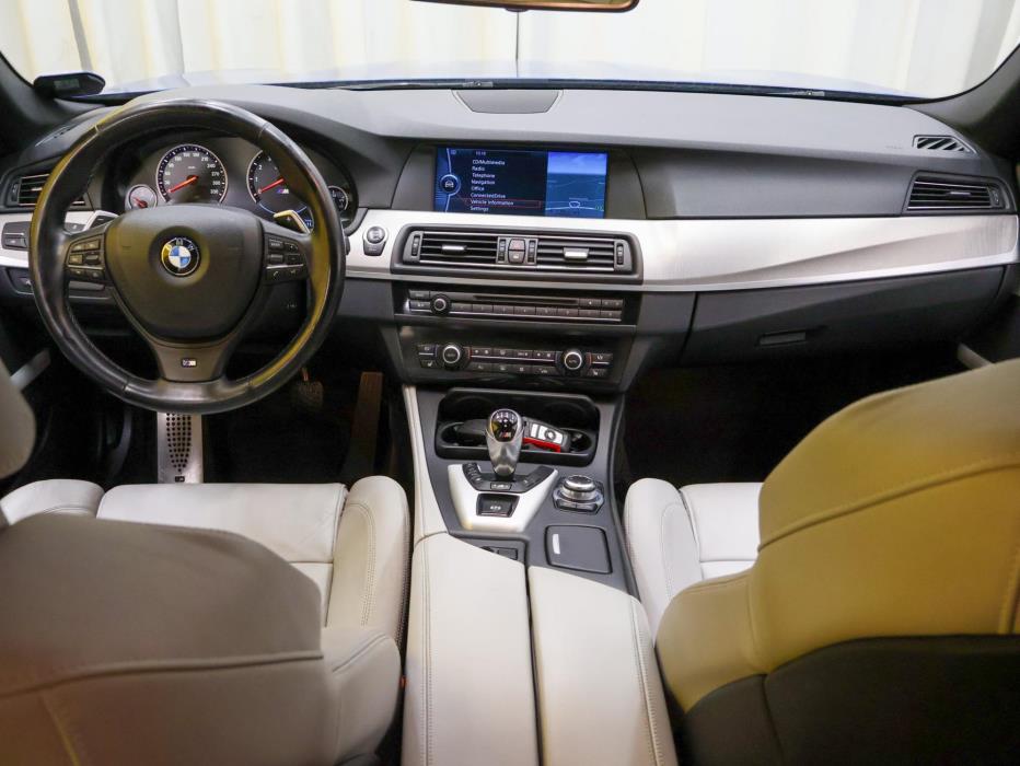 BMW M5 2012