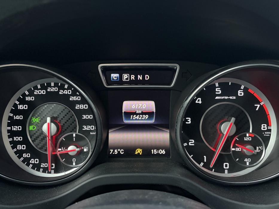 MERCEDES-BENZ GLA 45 AMG 2016