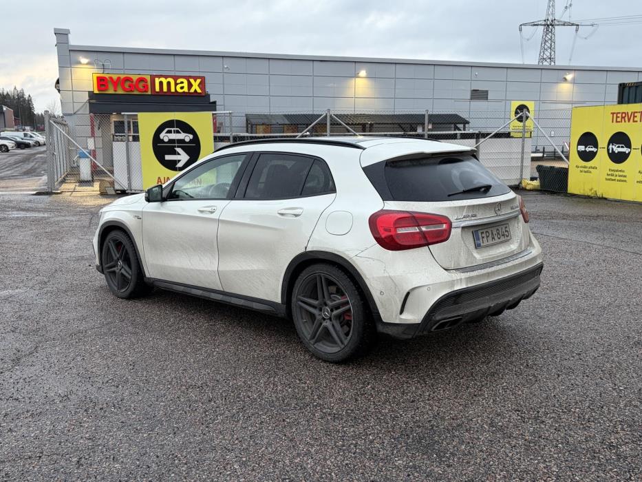 MERCEDES-BENZ GLA 45 AMG 2016