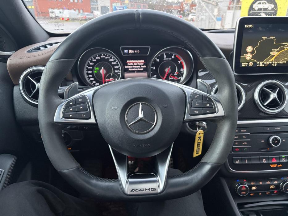 MERCEDES-BENZ GLA 45 AMG 2016