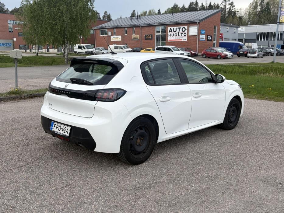 PEUGEOT 208 2020
