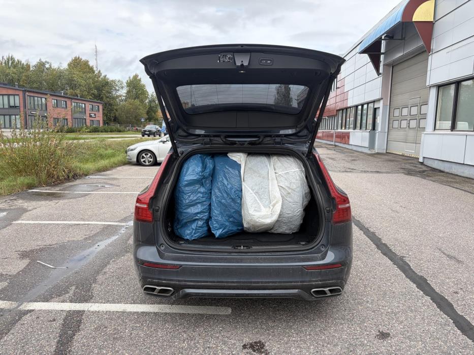 VOLVO V60 2020