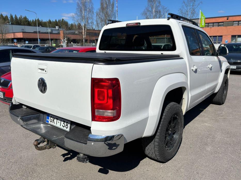 VOLKSWAGEN Amarok 2013