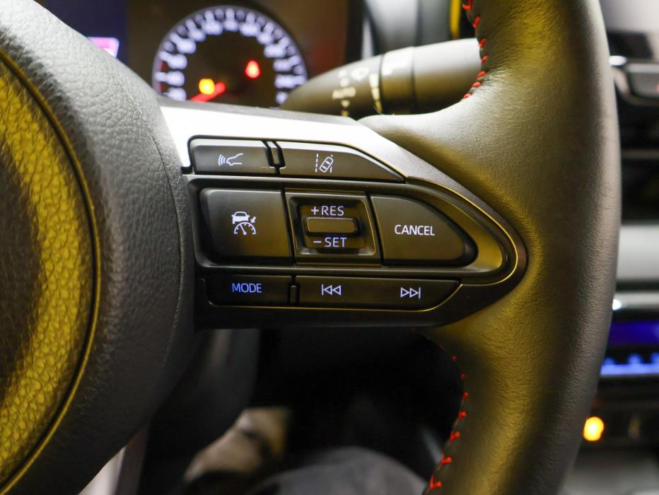 TOYOTA GR Yaris 2021