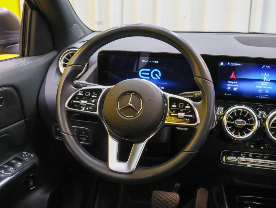 MERCEDES-BENZ EQA 2022