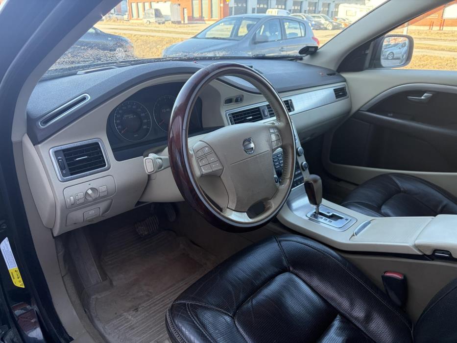 VOLVO XC70 2007