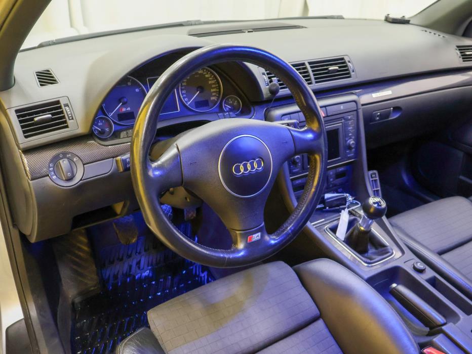 AUDI S4 2003