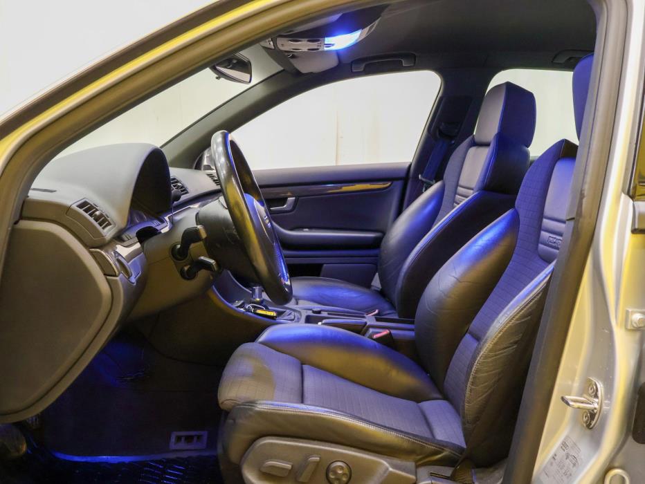 AUDI S4 2003