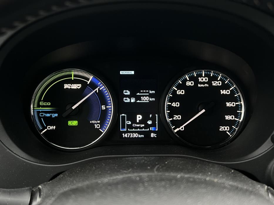 MITSUBISHI Outlander PHEV 2019