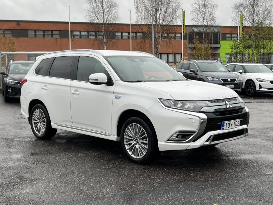 MITSUBISHI Outlander PHEV 2019