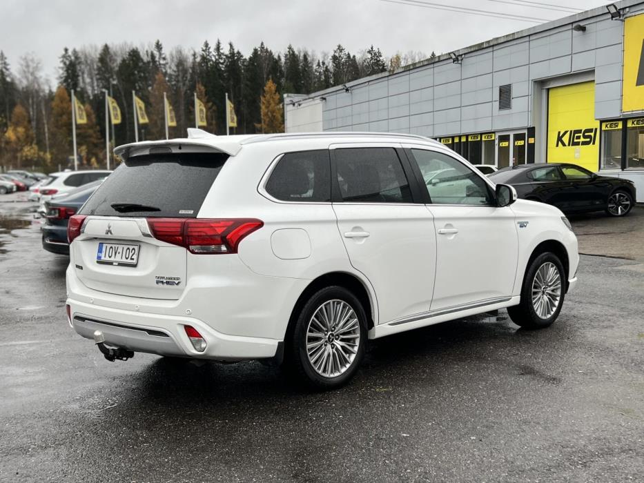 MITSUBISHI Outlander PHEV 2019
