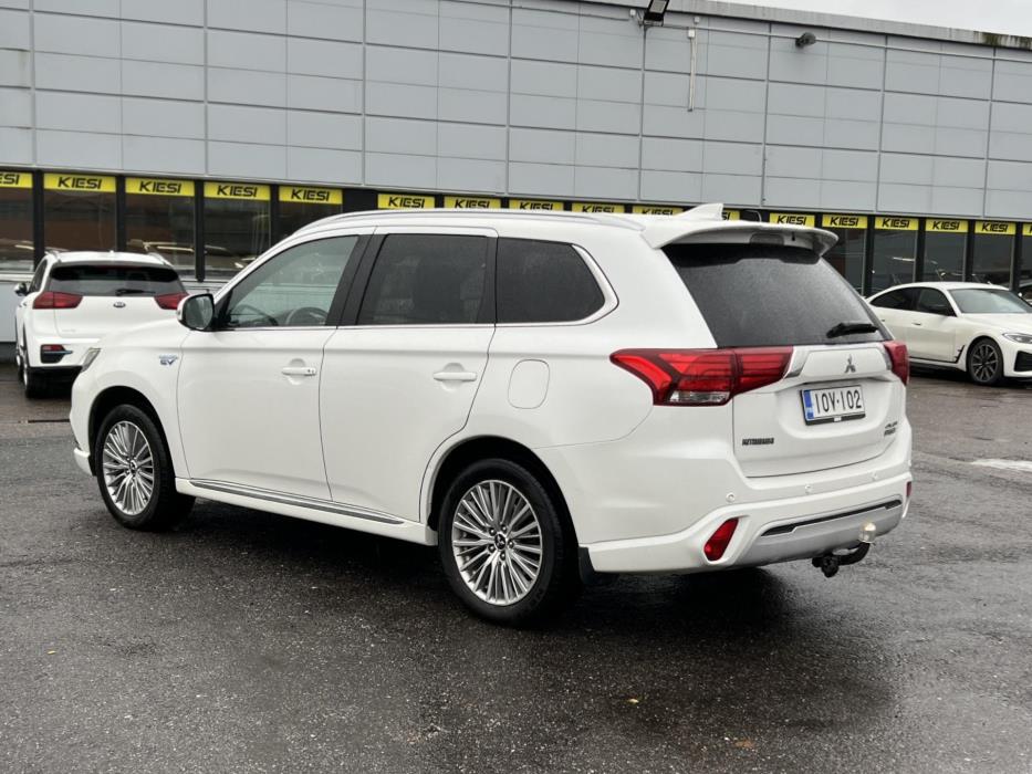 MITSUBISHI Outlander PHEV 2019