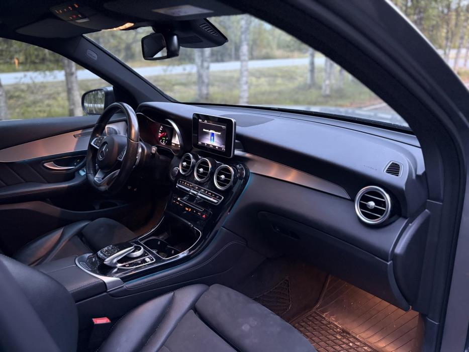 MERCEDES-BENZ GLC 2017