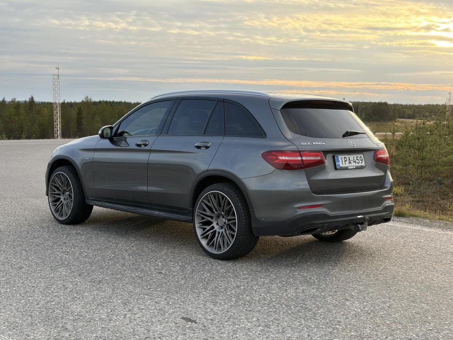 MERCEDES-BENZ GLC 2017
