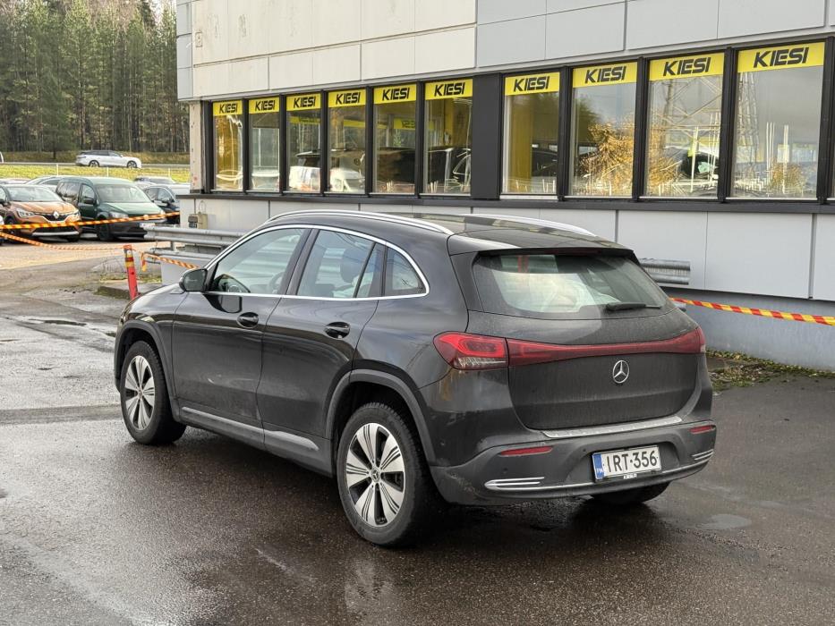 MERCEDES-BENZ EQA 2021
