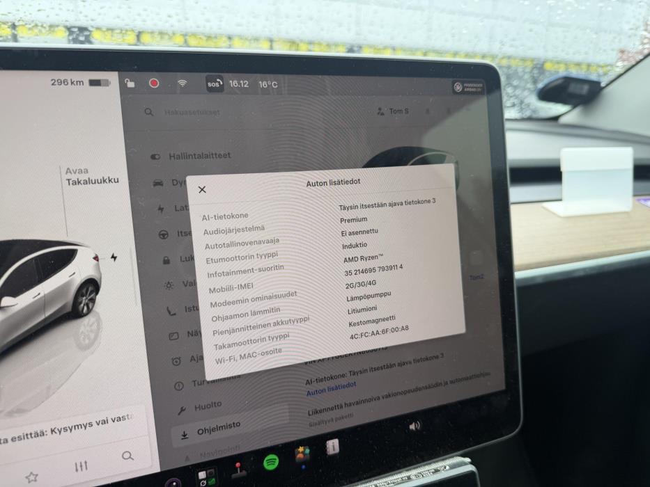 TESLA Model Y 2022