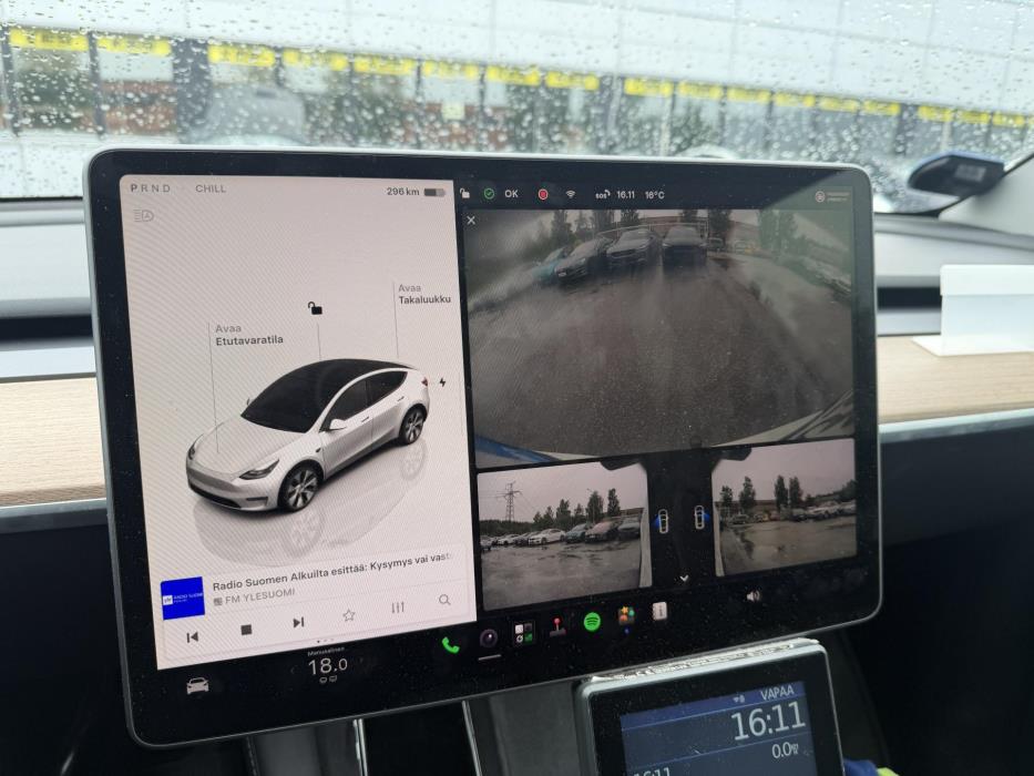 TESLA Model Y 2022