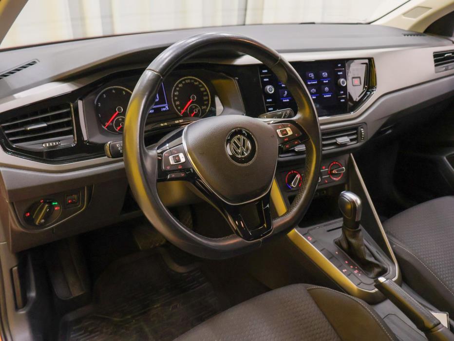 VOLKSWAGEN Polo 2020