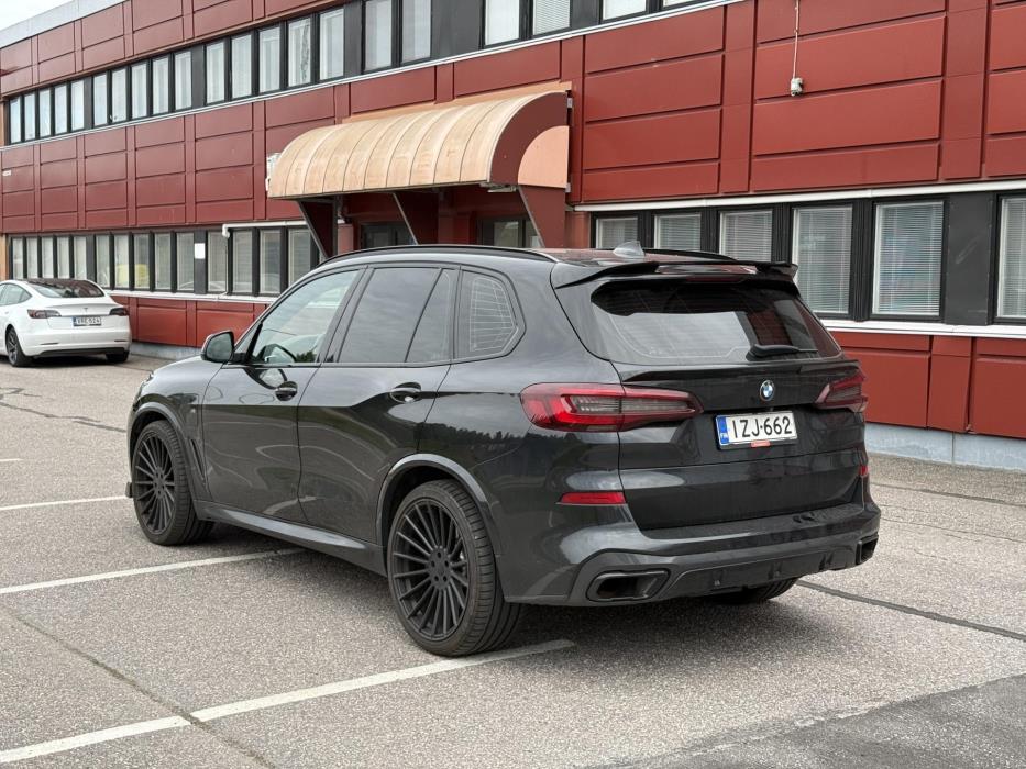 BMW X5 2021