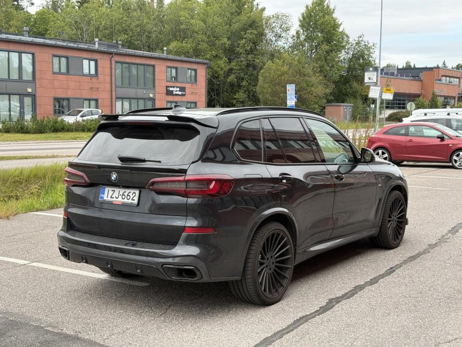 BMW X5 2021