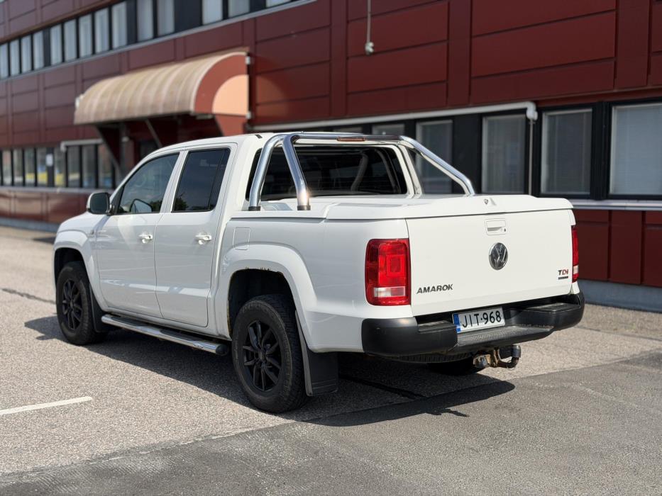 VOLKSWAGEN Amarok 2013