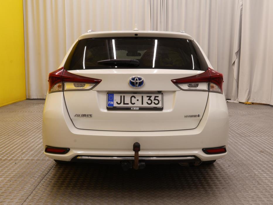 TOYOTA Auris 2018