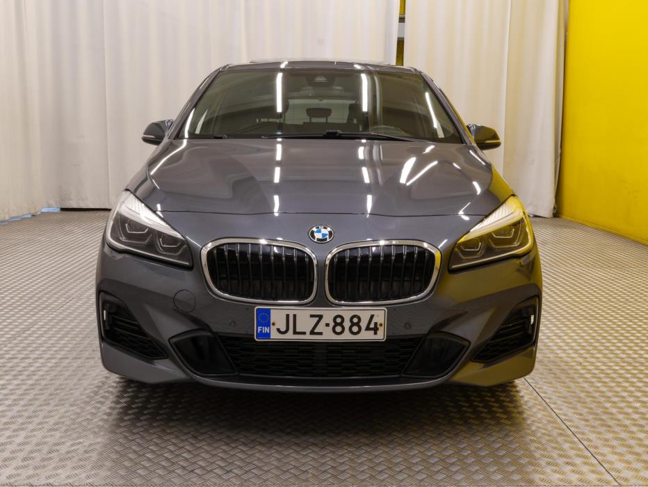 BMW 225 2018