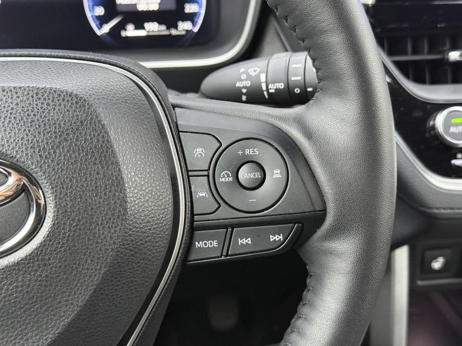 TOYOTA Corolla Cross 2023