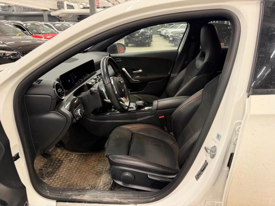 MERCEDES-BENZ A 2019