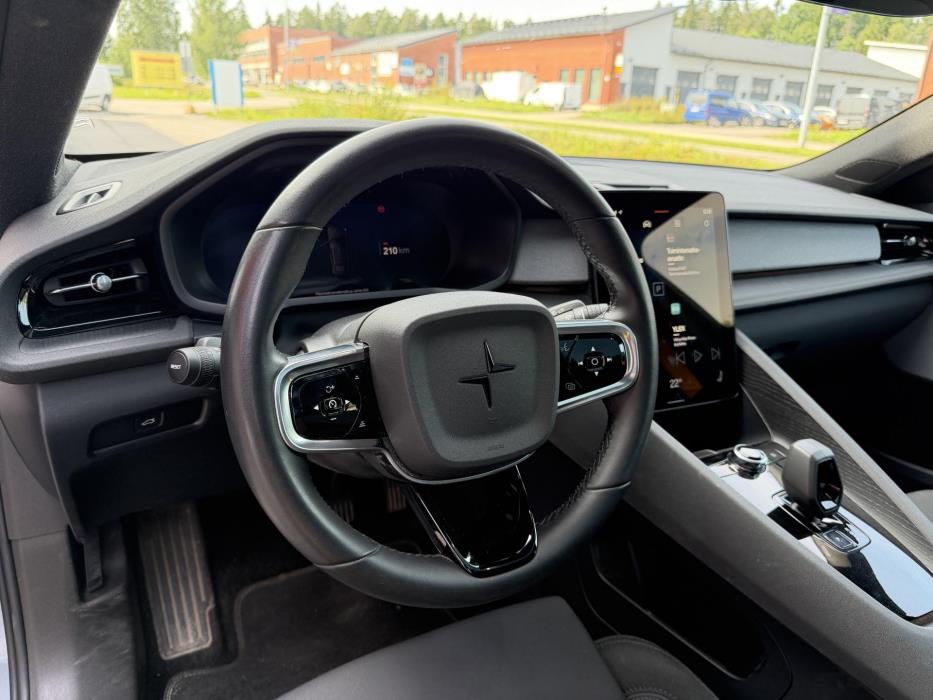 POLESTAR 2 2023